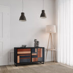 INTREPID FORMATION Aparador de 2 Portas em Acabamento Preto