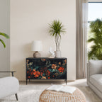 IMAGINARY BLOSSOM Aparador de 2 Portas em Acabamento Preto