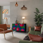 SPRING THOUGHTS Aparador de 2 Portas em Acabamento Preto