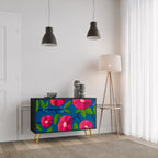 SPRING THOUGHTS Aparador de 2 Portas em Acabamento Preto