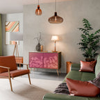 IRREGULAR PINK Aparador de 2 Portas em Efeito Carvalho