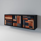 INTREPID FORMATION Aparador de 3 Portas em Acabamento Preto