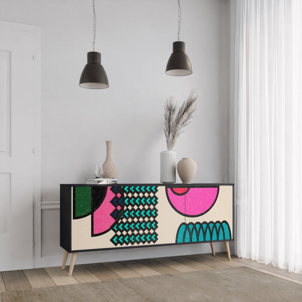 GEOMETRIC RHAPSODY Aparador de 3 Portas em Acabamento Preto