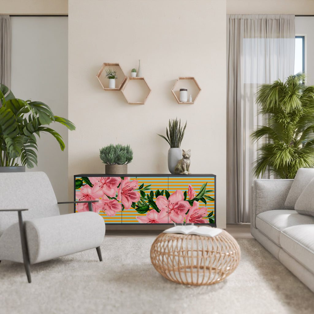 FRAGILE BEAUTY Aparador de 3 Portas em Acabamento Preto