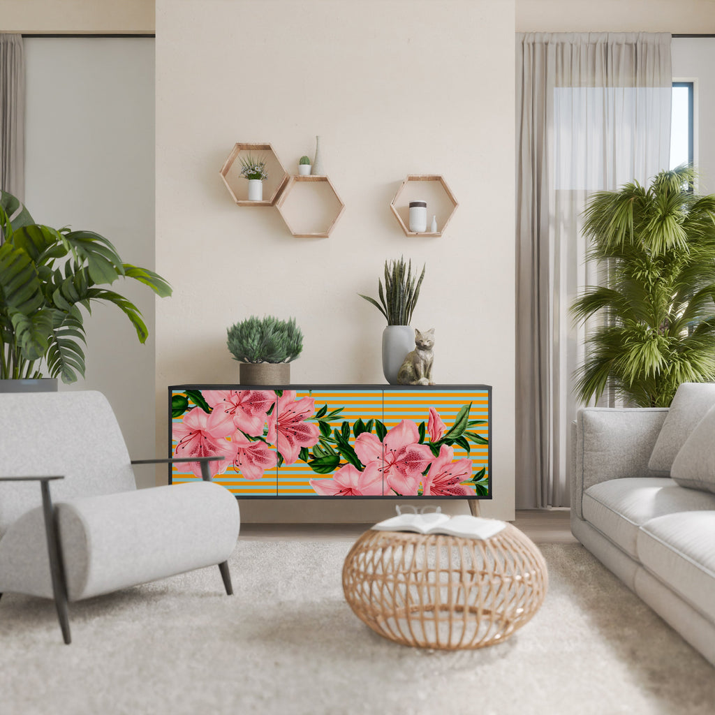 FRAGILE BEAUTY Aparador de 3 Portas em Acabamento Preto