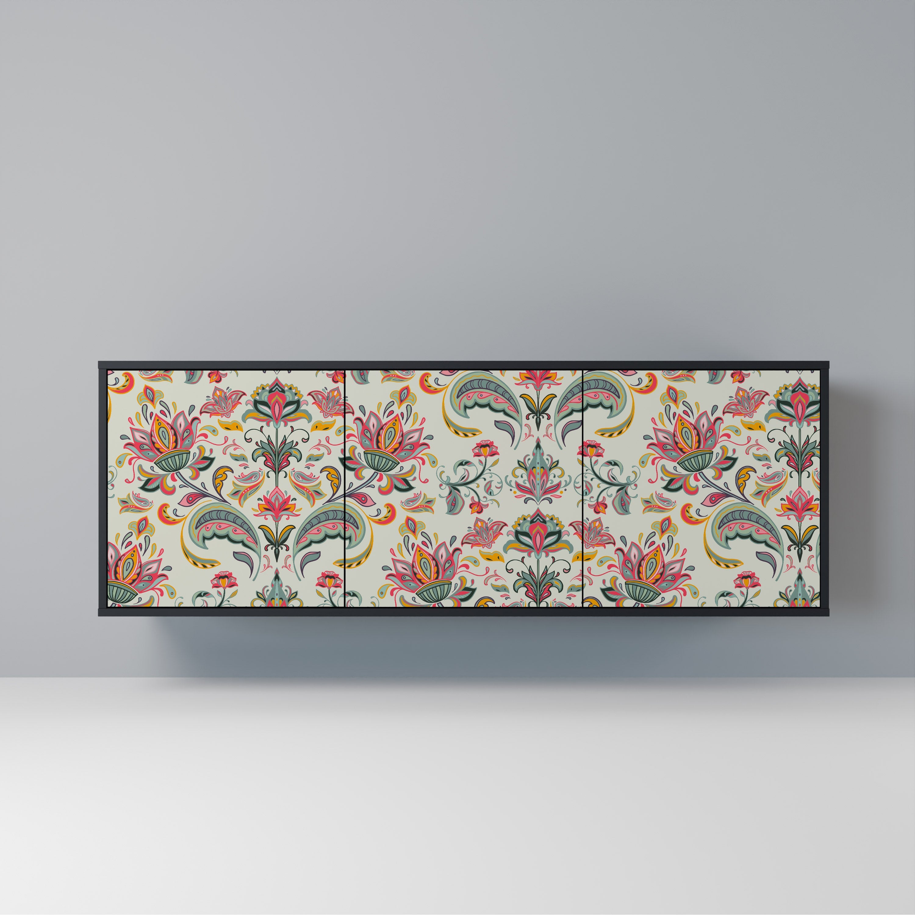 ORGANIC FOLKLORE Aparador de 3 Portas em Acabamento Preto