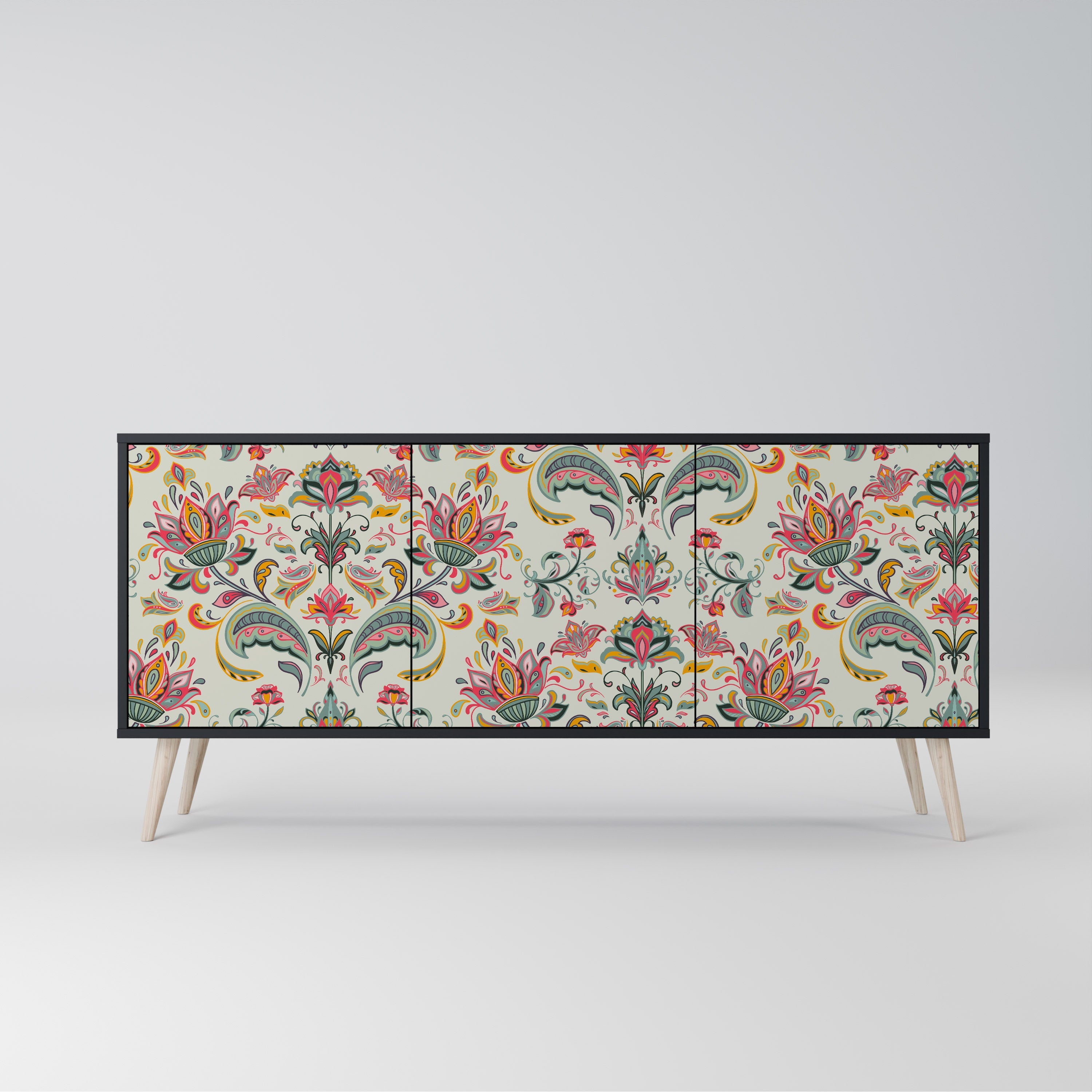 ORGANIC FOLKLORE Aparador de 3 Portas em Acabamento Preto