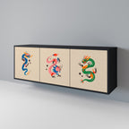 MYTHOLOGICAL CREATURES Aparador de 3 Portas em Acabamento Preto