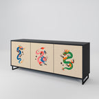 MYTHOLOGICAL CREATURES Aparador de 3 Portas em Acabamento Preto