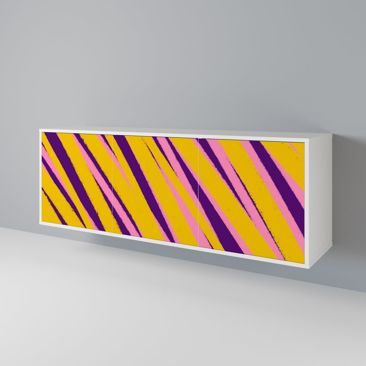 DREAMS COME TRUE 3-Door Sideboard