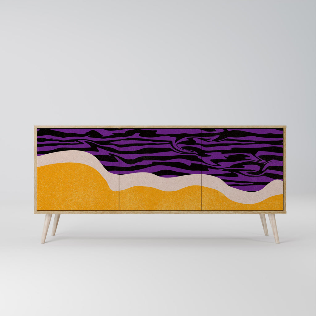 INDEPENDENT BORDER 3-Door Sideboard in Oak Effect