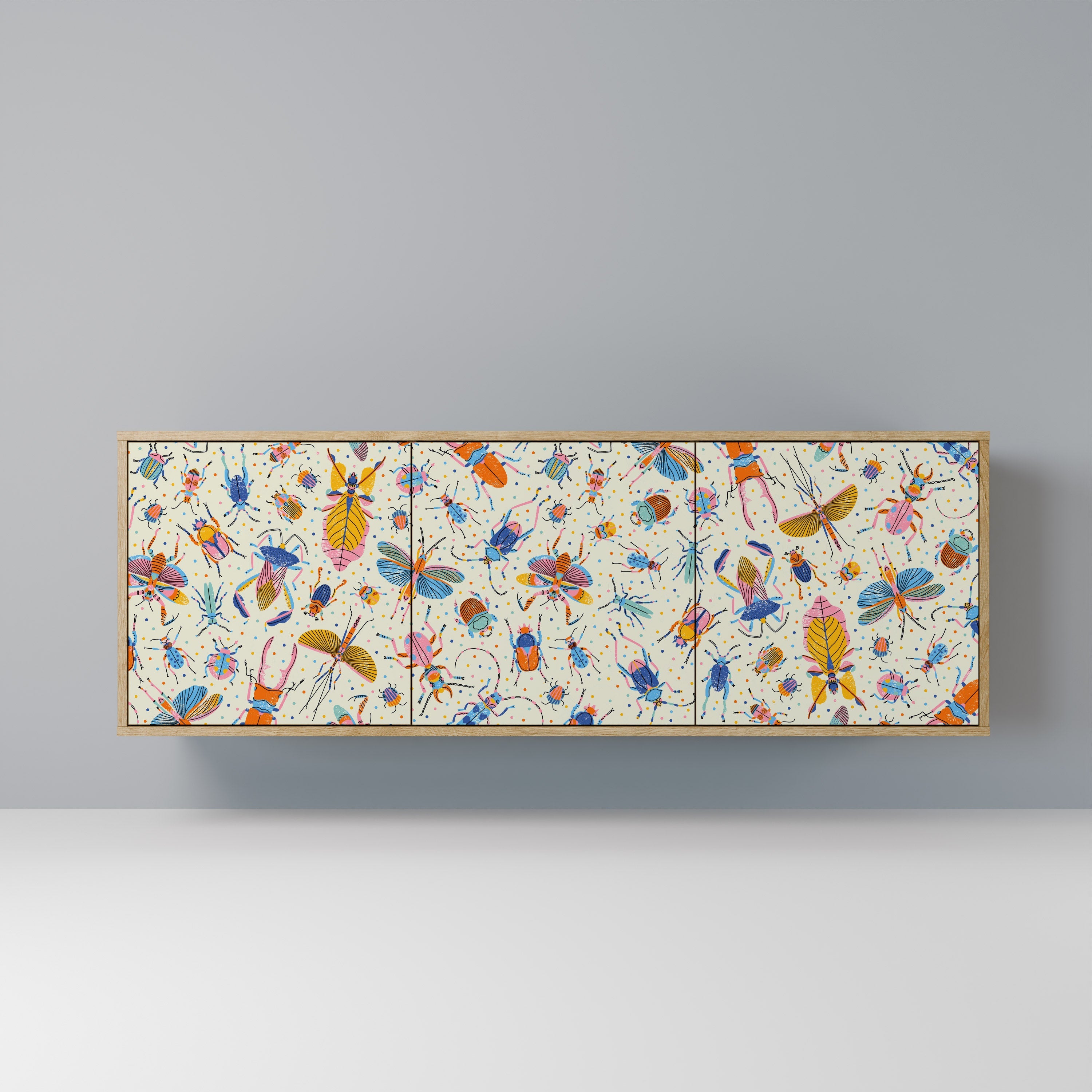 COLORFUL INSECTS Aparador de 3 Portas em Efeito Carvalho