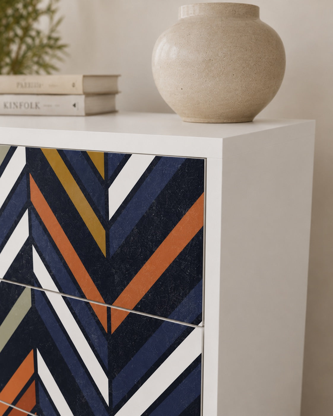 VIBRANT PATCHWORK Chest of drawers