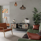 ORGANIC FOLKLORE Móvel de TV com 2 Portas em Acabamento Preto