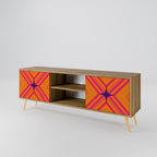 GEOMETRIC BRILLIANCE 2-Door TV Stand in Oak Effect
