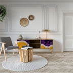 INDEPENDENT BORDER 2-Door TV Stand in Oak Effect