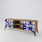 THE RIGHT PLACES 2-Door TV Stand in Oak Effect