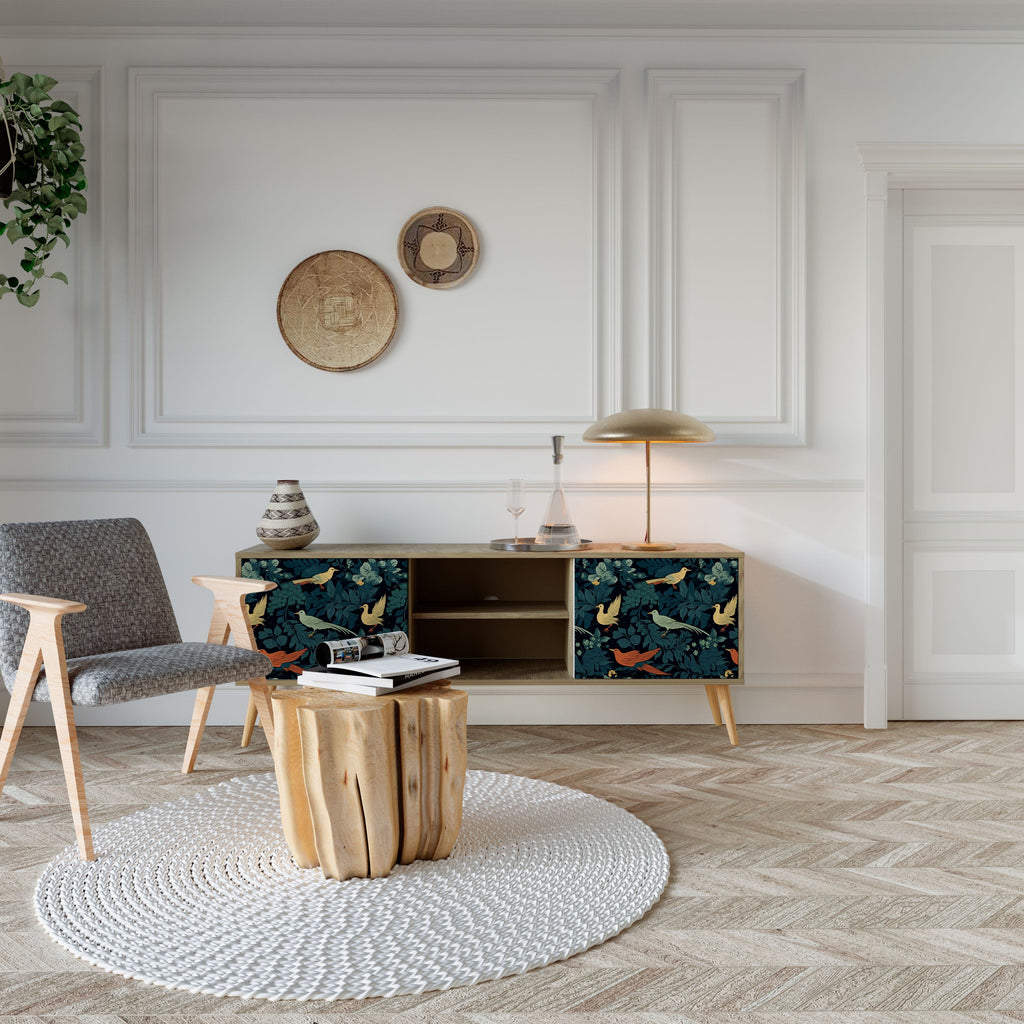 FOWL ORNAMENT 2-Door TV Stand in Oak Effect