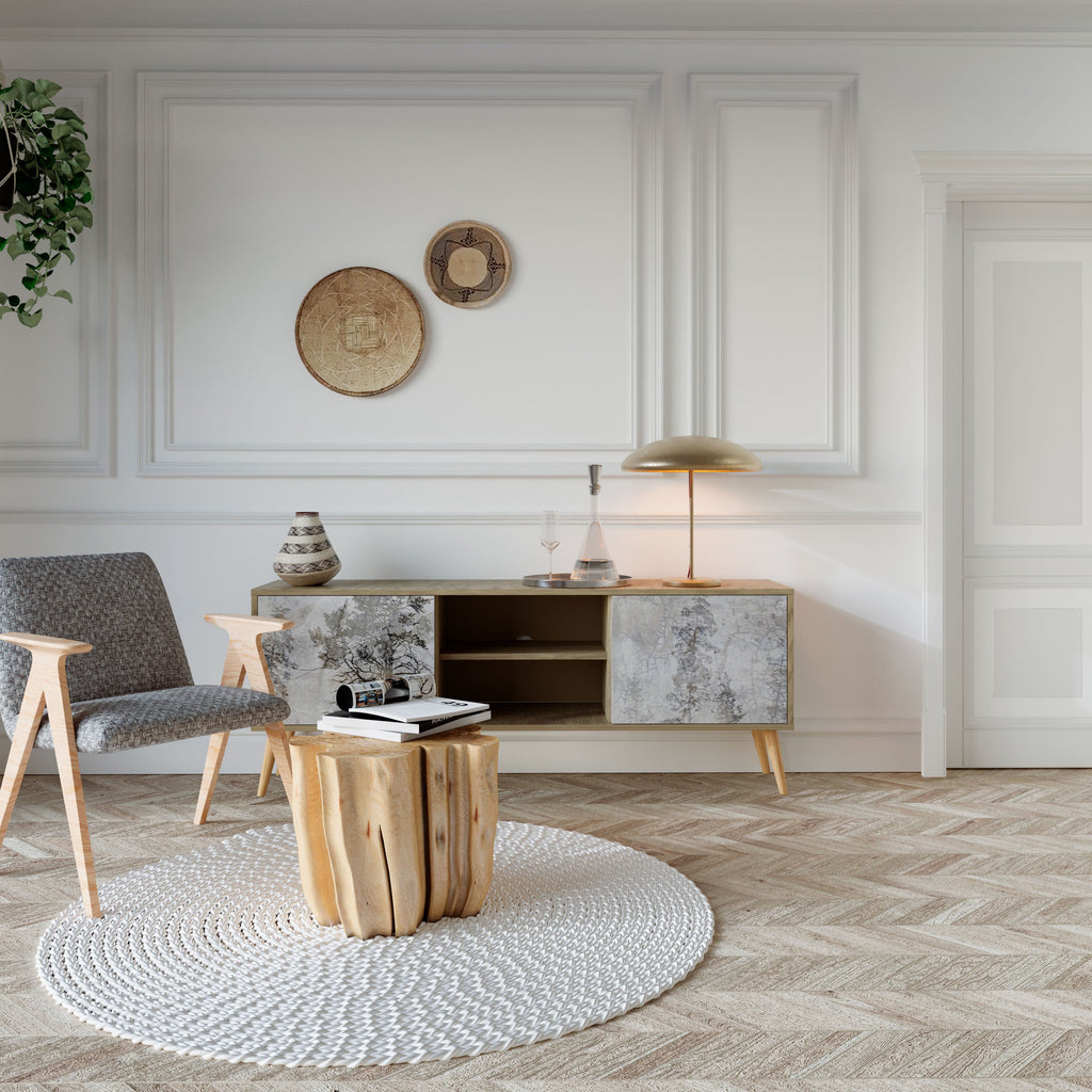 FADE IN THE TREES 2-Door TV Stand in Oak Effect