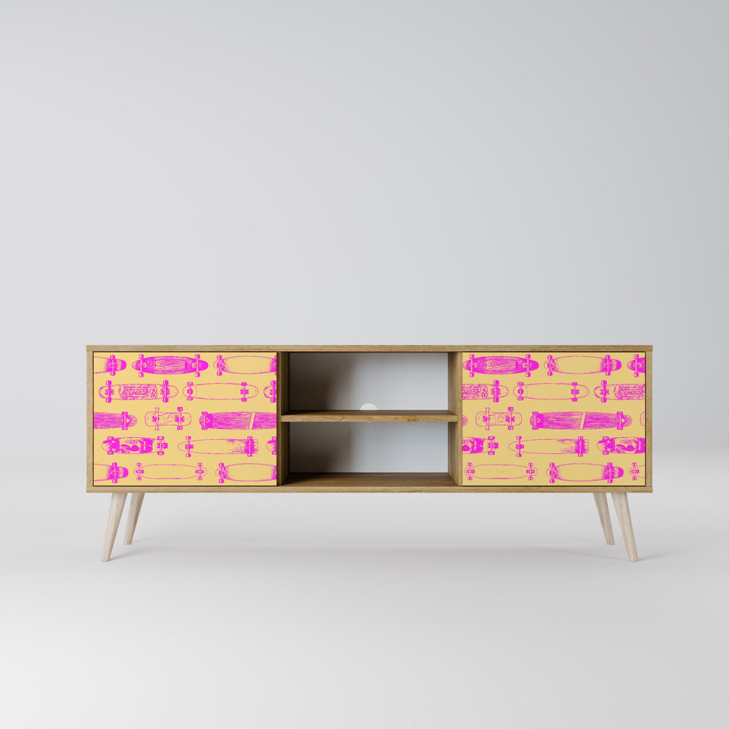 SKATEBOARD ARTISTRY 2-Door TV Stand in Oak Effect