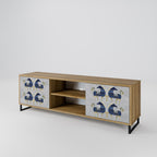MAJESTIC STEED 2-Door TV Stand in Oak Effect