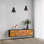 STRENGTHENING RELATION Móvel de TV com 3 Portas em Acabamento Preto