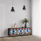 ABSTRACTION AND GEOMETRY Móvel de TV com 3 Portas em Acabamento Preto