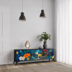 MIDNIGHT BLOSSOM Móvel de TV com 3 Portas em Acabamento Preto