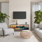 OMINOUS MOUNTAINS Móvel de TV com 3 Portas em Acabamento Preto