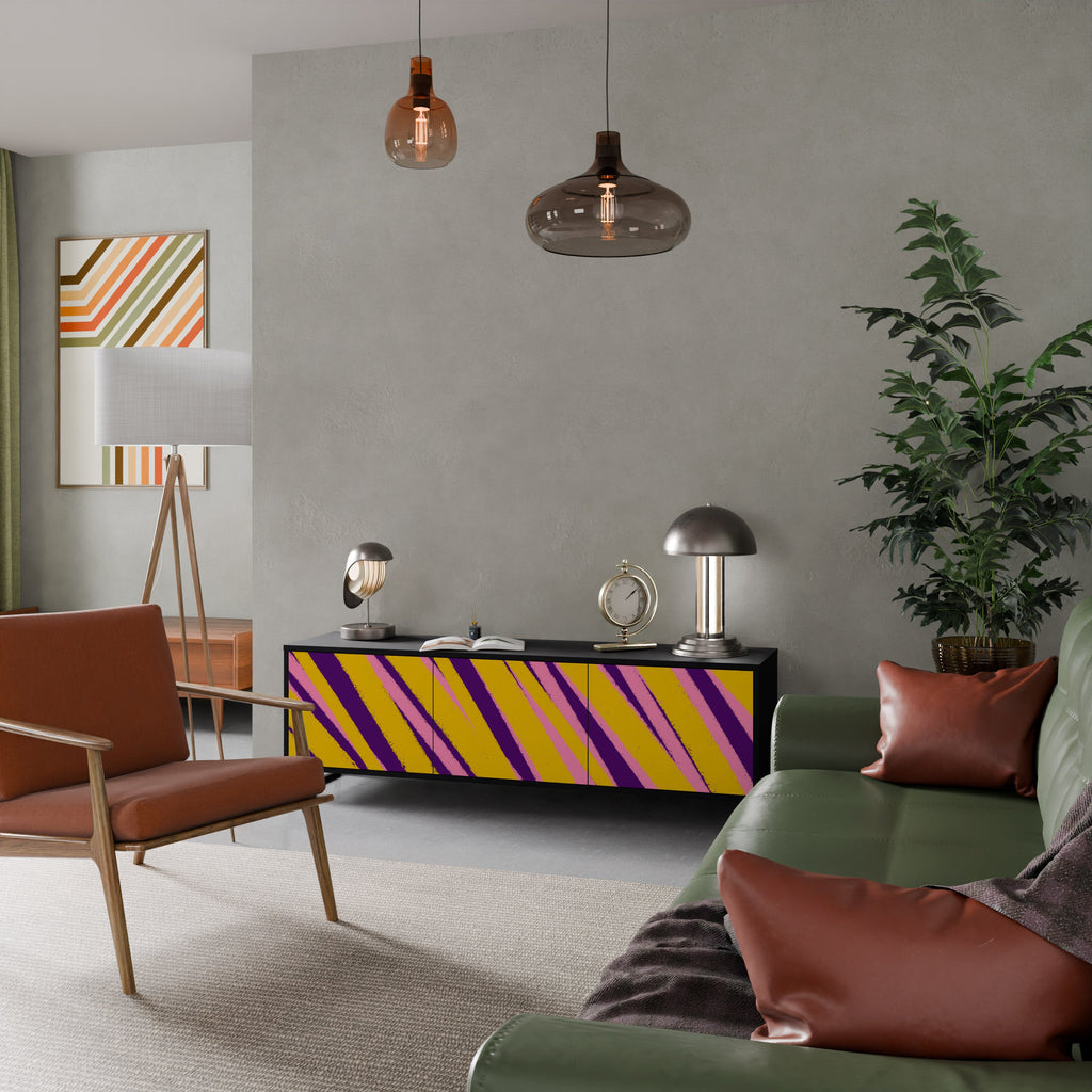 DREAMS COME TRUE Móvel de TV com 3 Portas em Acabamento Preto