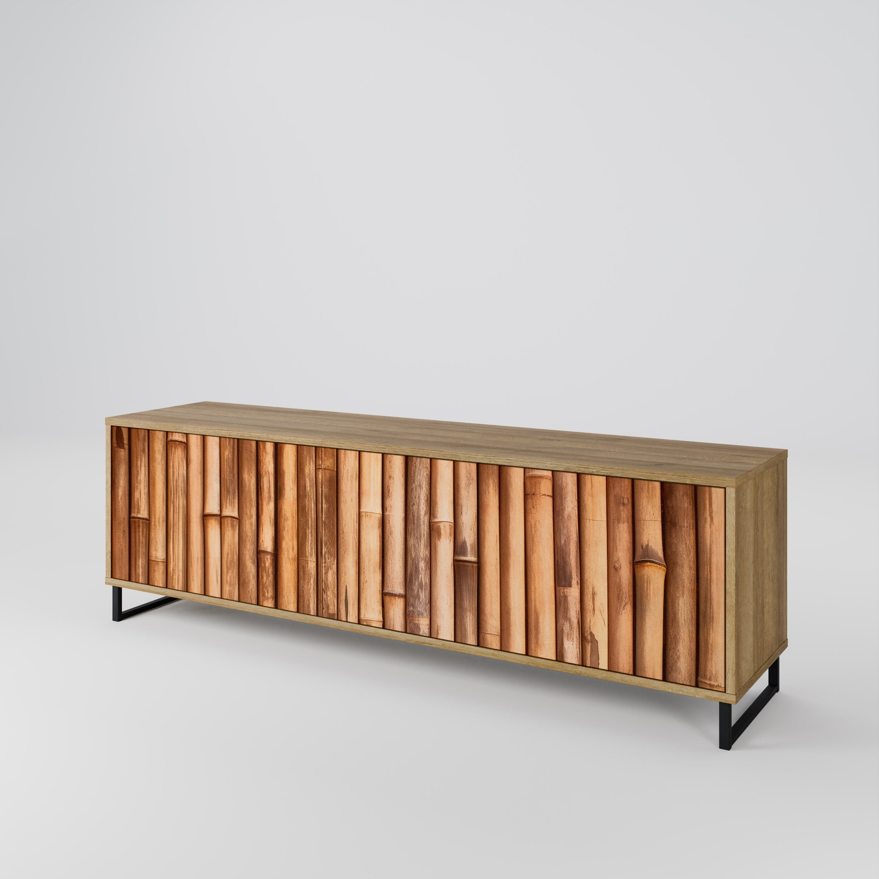 NATURAL WOOD 3-Door TV Stand in Oak Effect