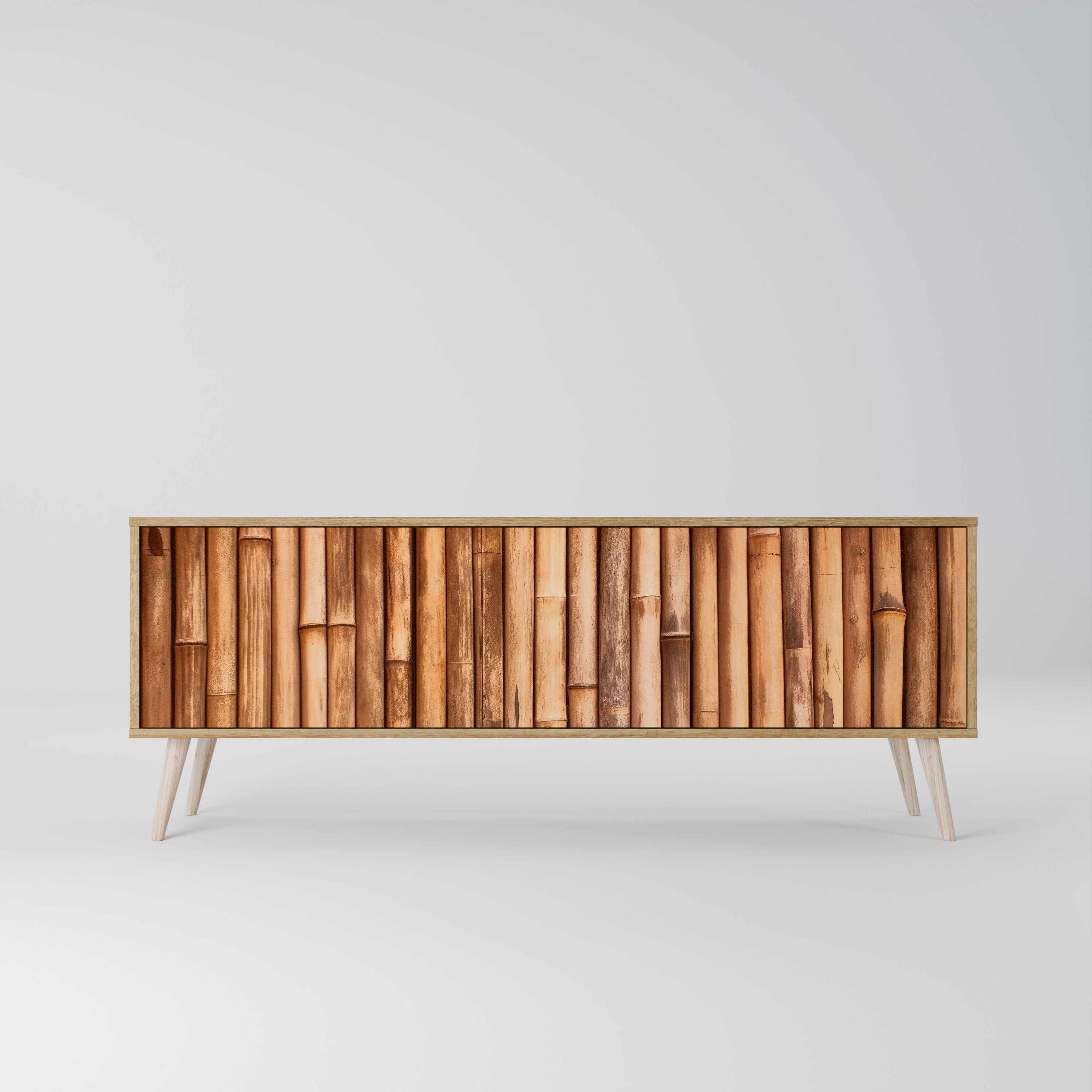 NATURAL WOOD 3-Door TV Stand in Oak Effect