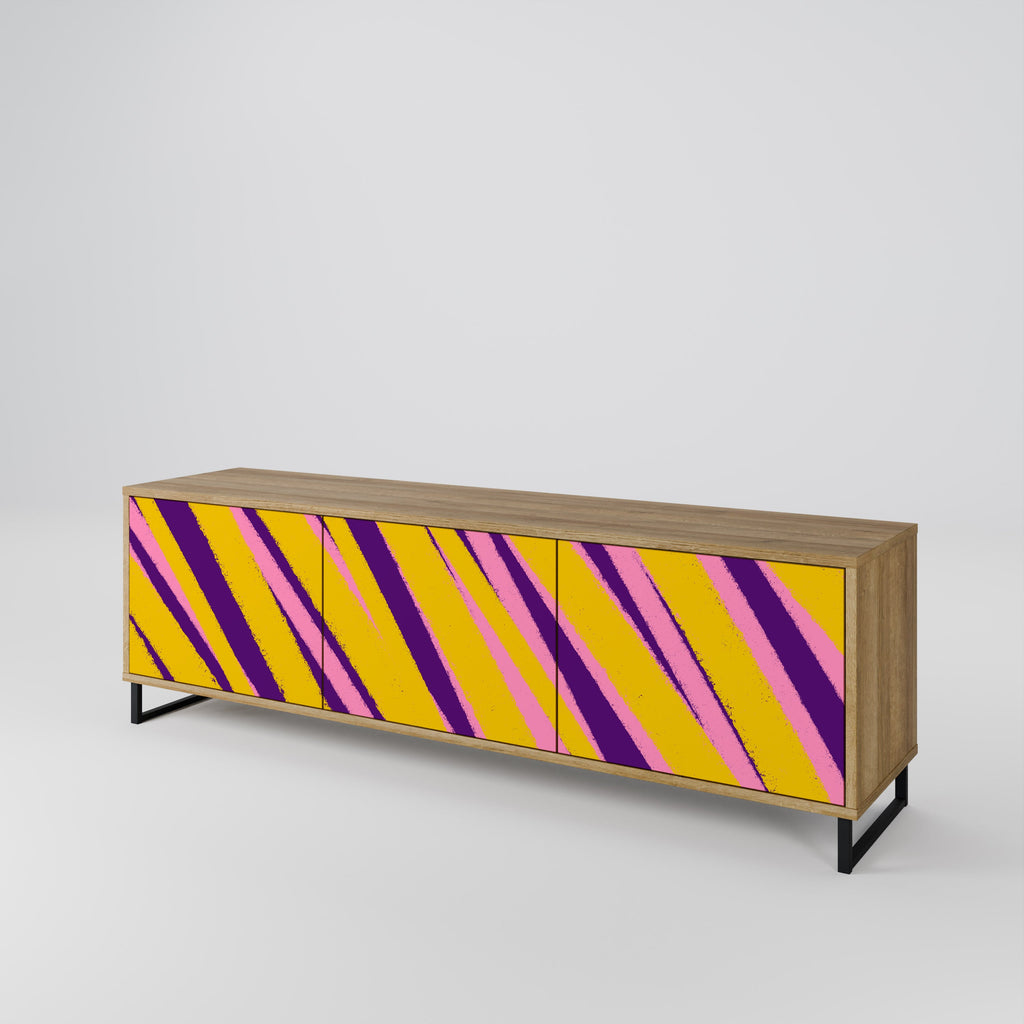 DREAMS COME TRUE 3-Door TV Stand in Oak Effect