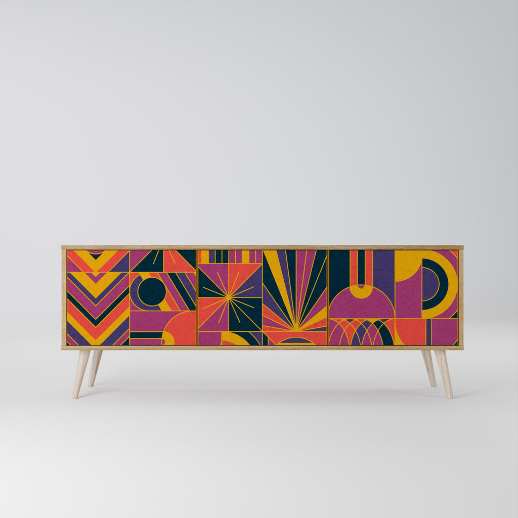 ELECTRIC PATTERNS 3-Door TV Stand in Oak Effect