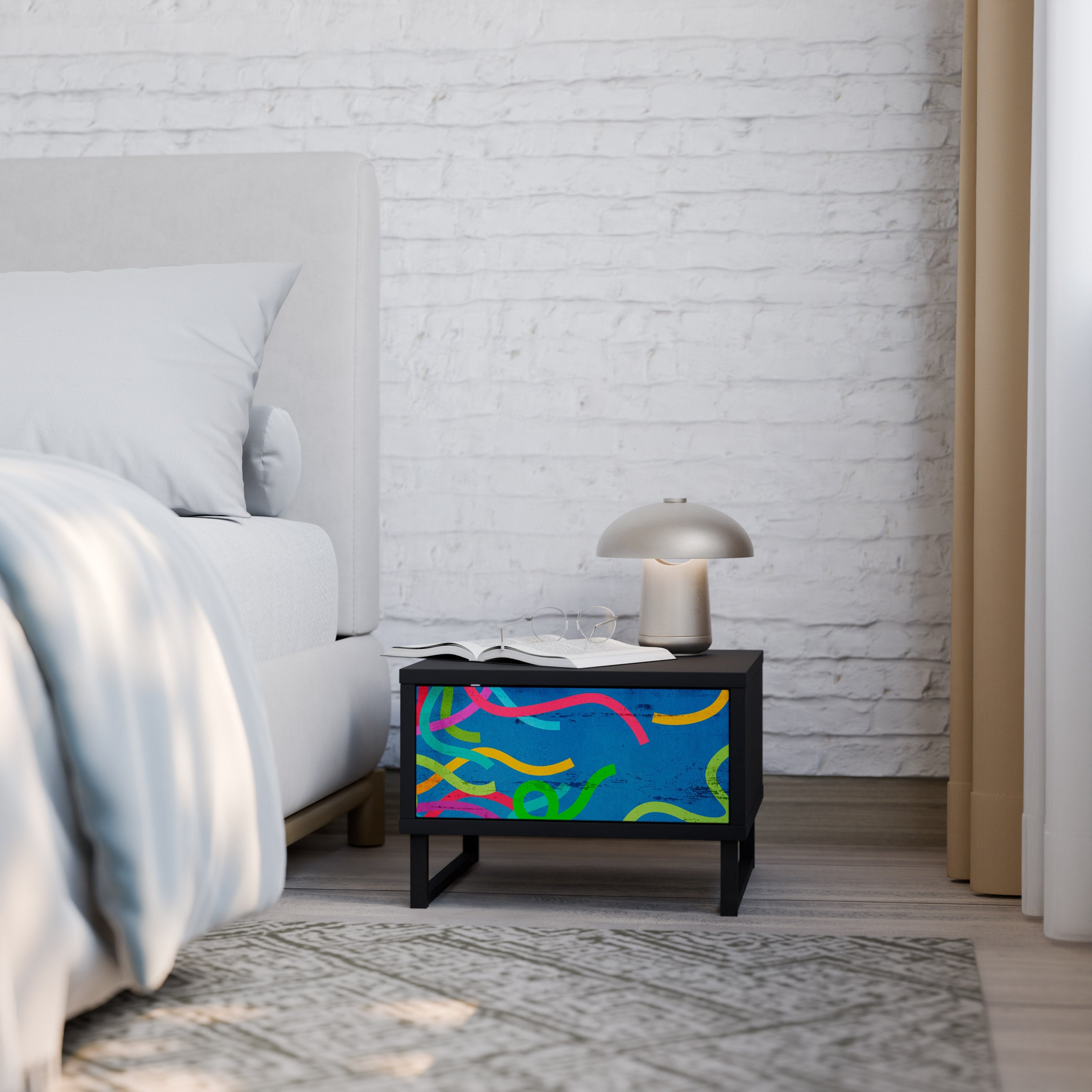 STREAMER TANGLE Mesa de Cabeceira em Acabamento Preto