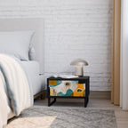 ABSTRACT FACES Mesa de Cabeceira em Acabamento Preto