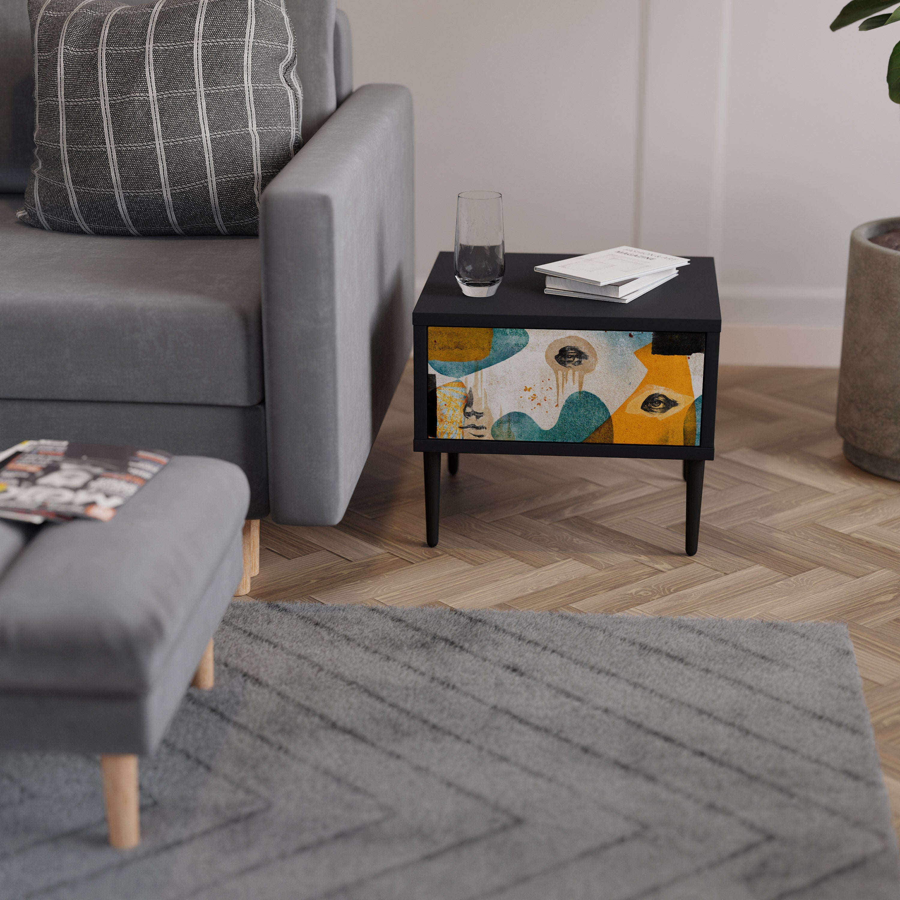 ABSTRACT FACES Mesa de Cabeceira em Acabamento Preto