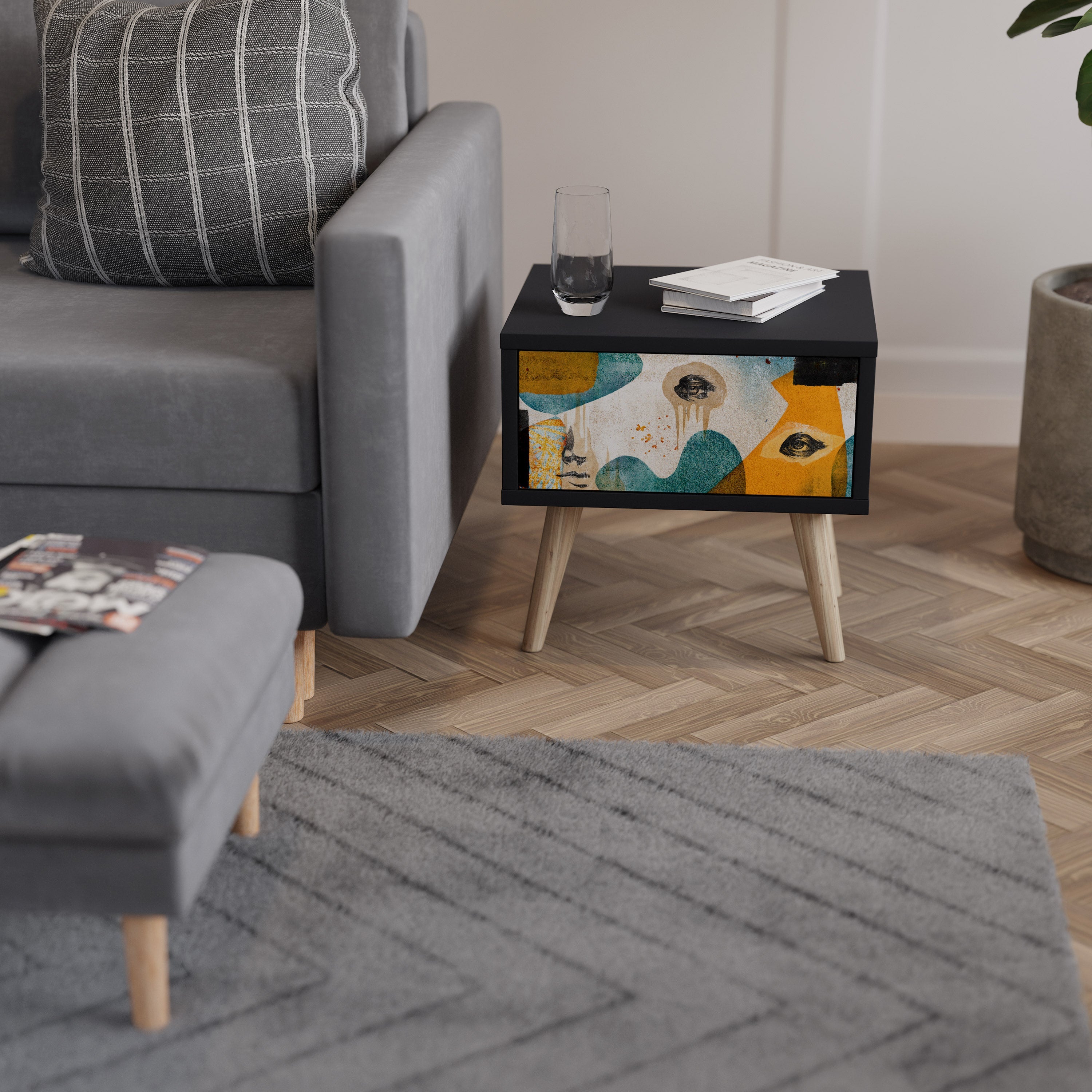 ABSTRACT FACES Mesa de Cabeceira em Acabamento Preto