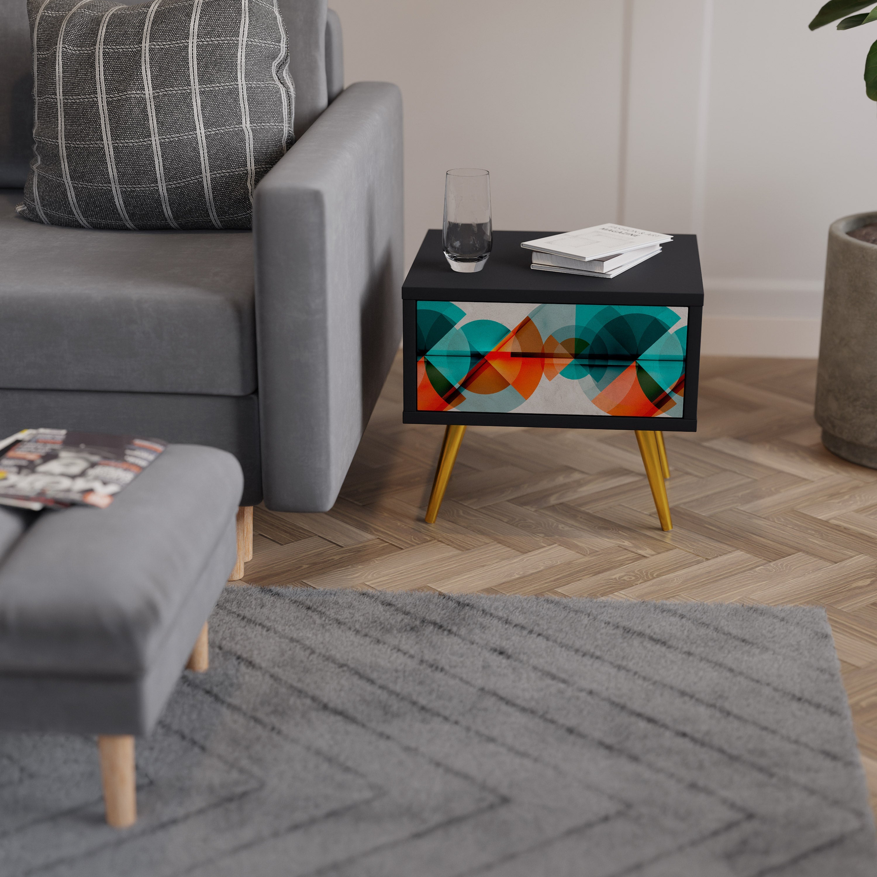 CIRCULAR RHAPSODY Nightstand in Black Finish