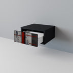 GRAY FIGURES Mesa de Cabeceira em Acabamento Preto