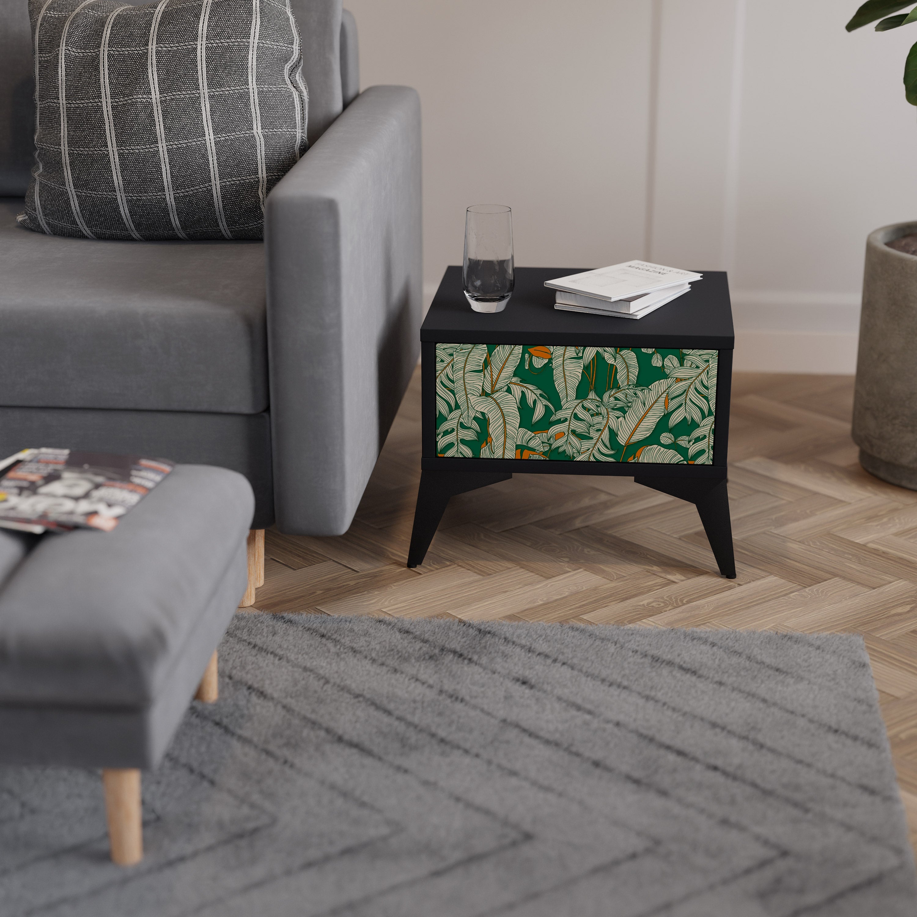 VERDANT PLEASURES Mesa de Cabeceira em Acabamento Preto