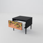 JUICY OLIVES Mesa de Cabeceira em Acabamento Preto