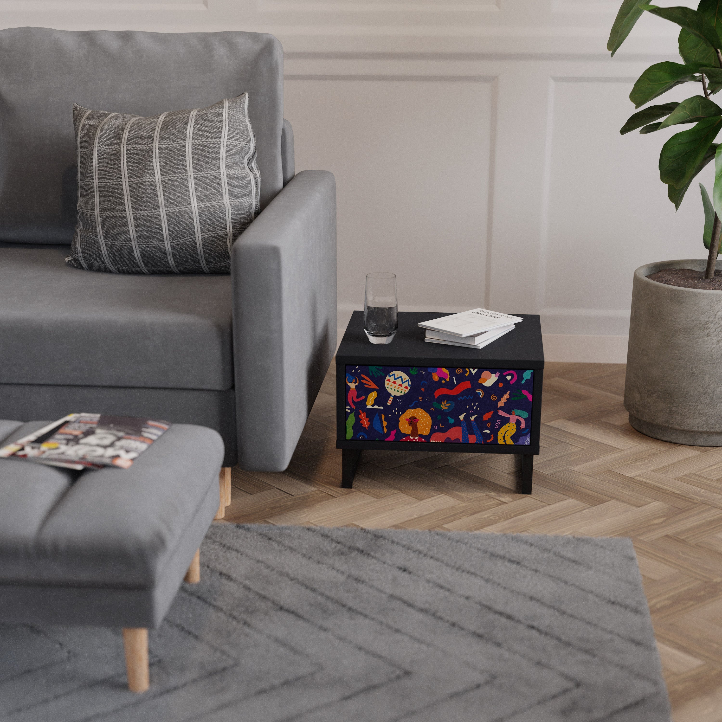 FESTIVE PLEASURES Mesa de Cabeceira em Acabamento Preto