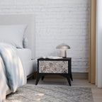 PASSING TIME Mesa de Cabeceira em Acabamento Preto