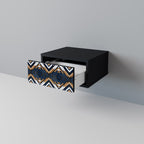 ARTFUL GEOMETRY Mesa de Cabeceira em Acabamento Preto