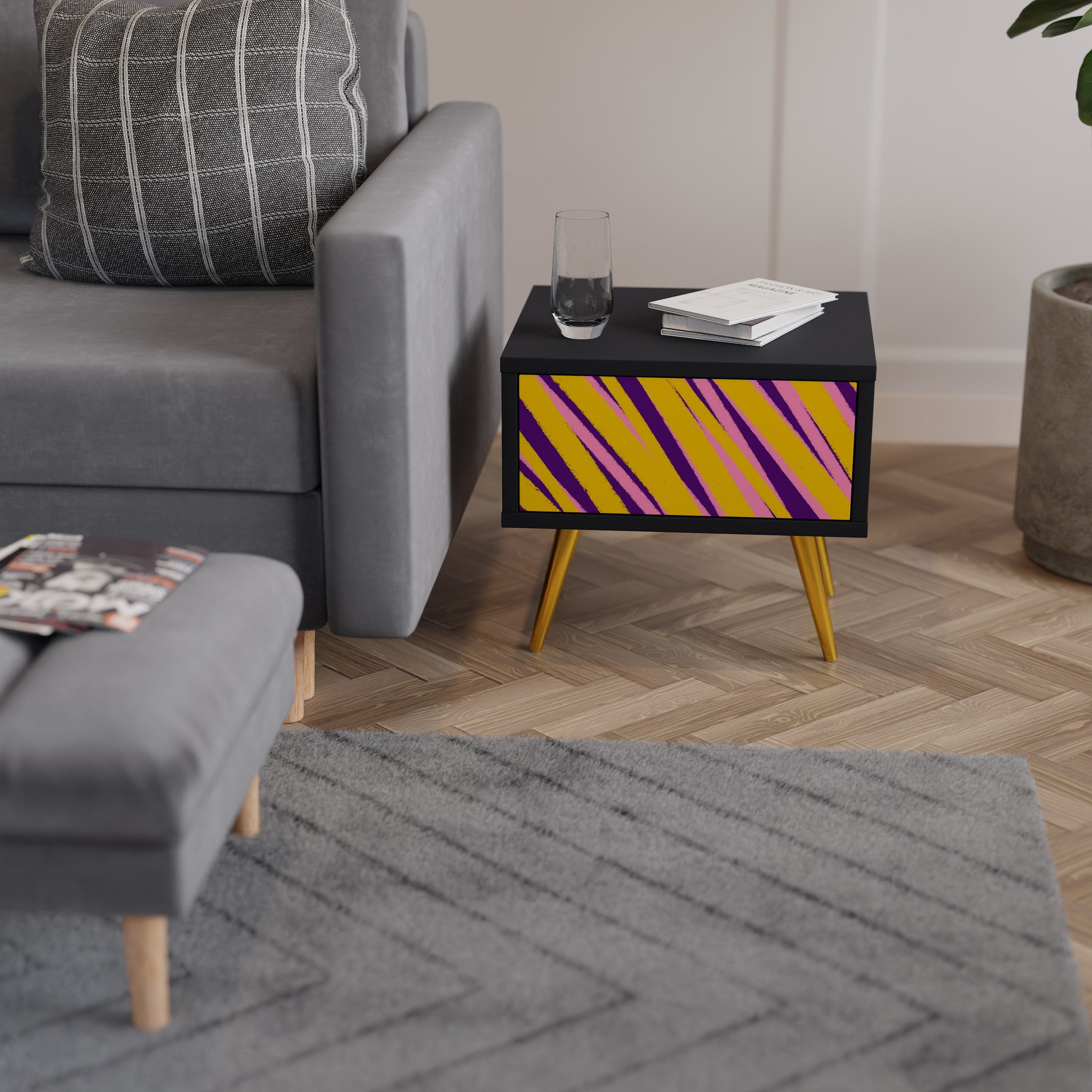 DREAMS COME TRUE Mesa de Cabeceira em Acabamento Preto