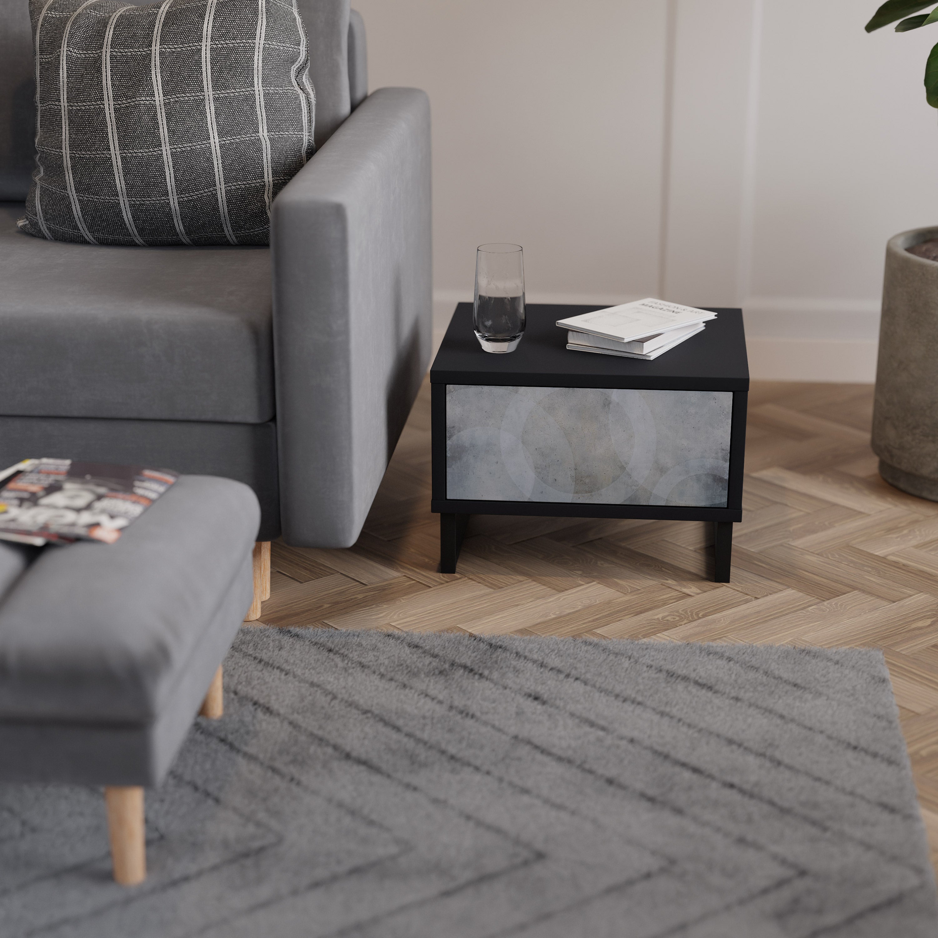 MUTED ARC Mesa de Cabeceira em Acabamento Preto