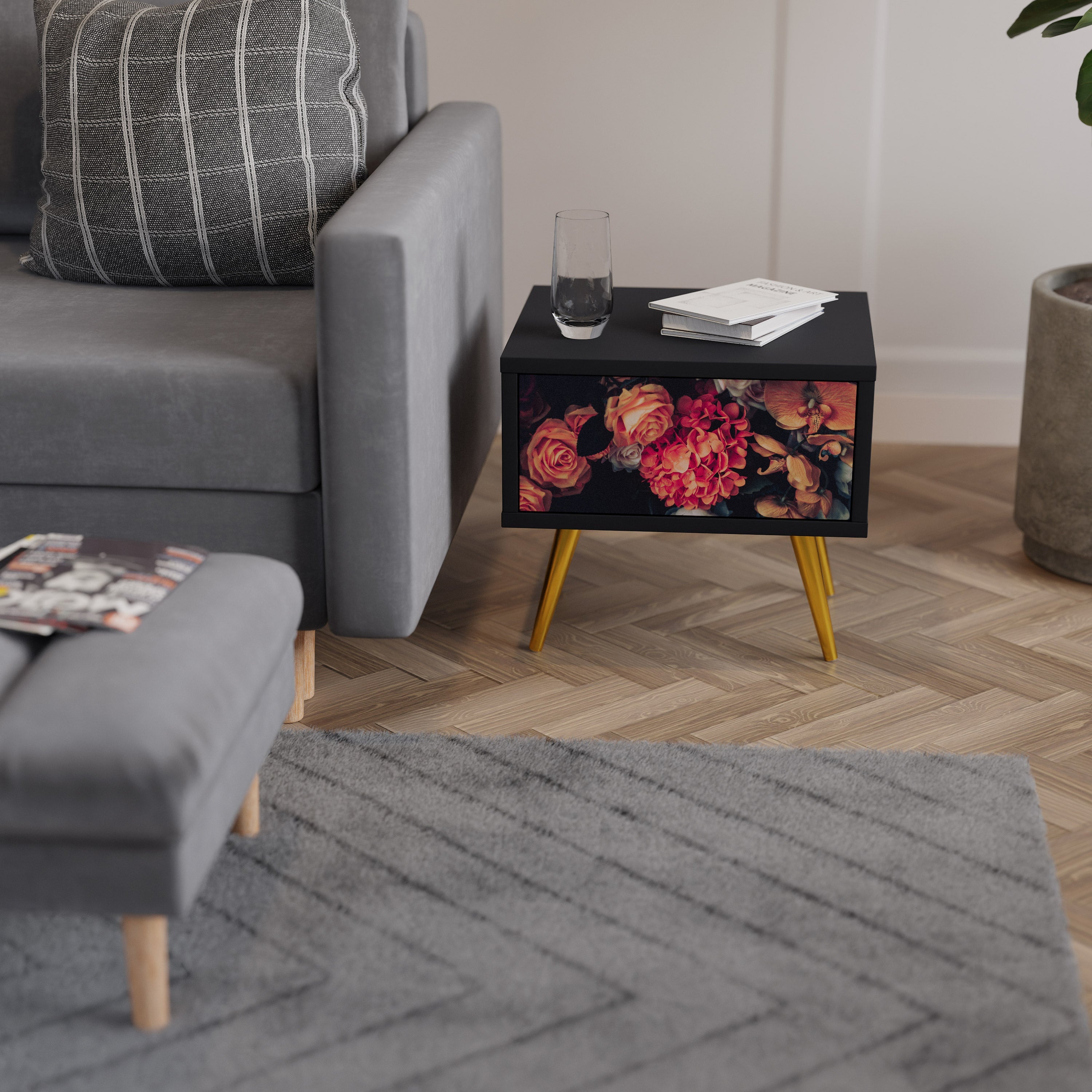 NEVERENDING BLOOM Mesa de Cabeceira em Acabamento Preto