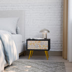 SPRING WHIMSY Mesa de Cabeceira em Acabamento Preto