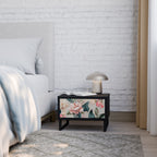 FLORAL GRACE Mesa de Cabeceira em Acabamento Preto